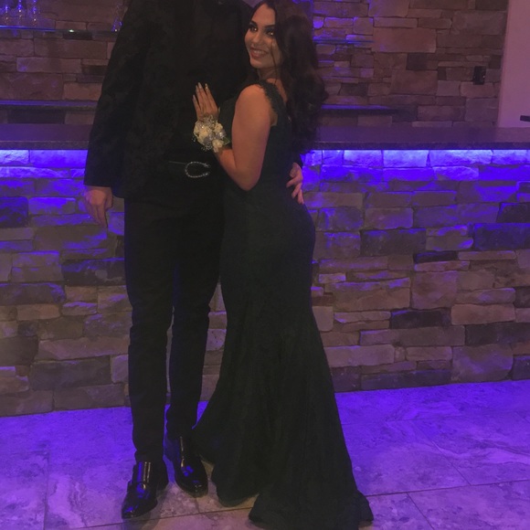 Emerald/Dark Green prom dress - Picture 3 of 6